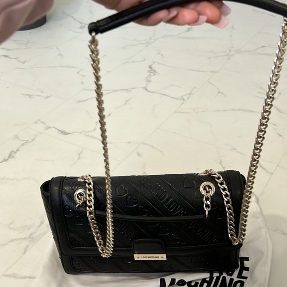 💕❌️SOLD❌️NEW LOVE MOSCHINO HANDBAG💕 - Picture 6 of 11